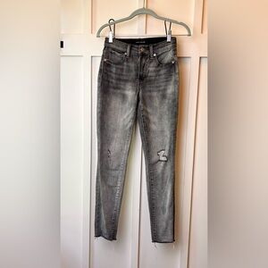Lucky Brand Jeans Womens 0 / 25 Skinny Black Distressed Raw Hem Low Rise